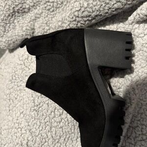 Chic Black Suede Heeled Boots